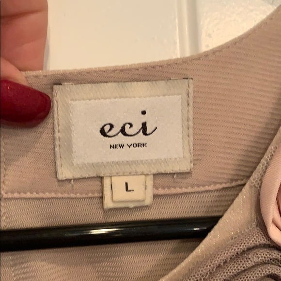 Eci New York rosette dressy tank top layered - Picture 3 of 10